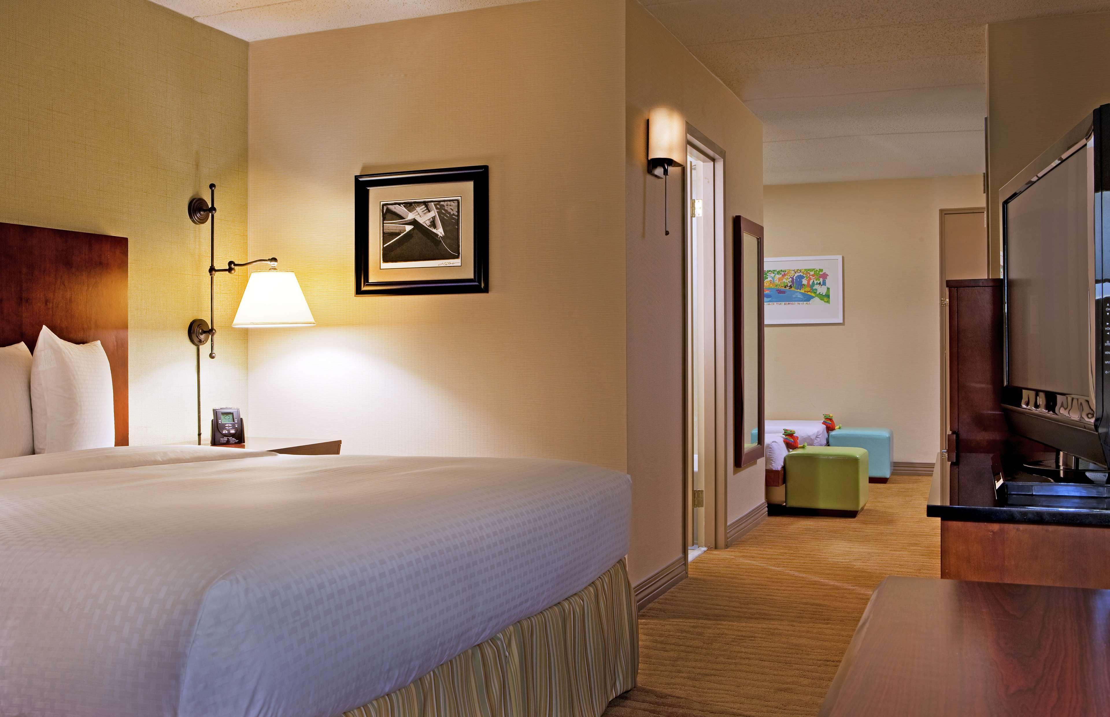 Doubletree Boston North Shore Danvers Esterno foto