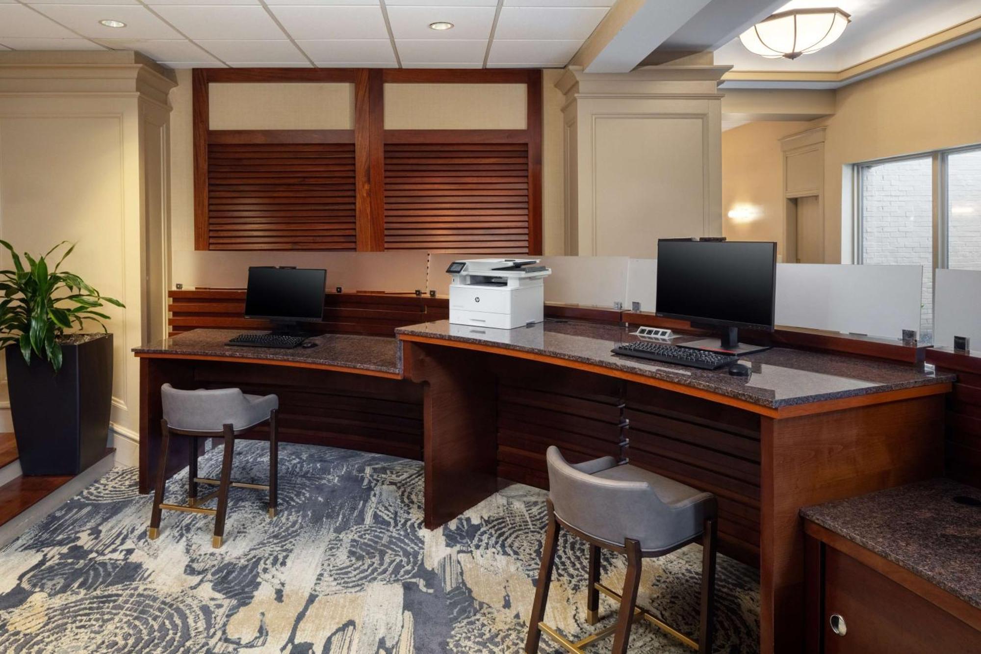 Doubletree Boston North Shore Danvers Esterno foto