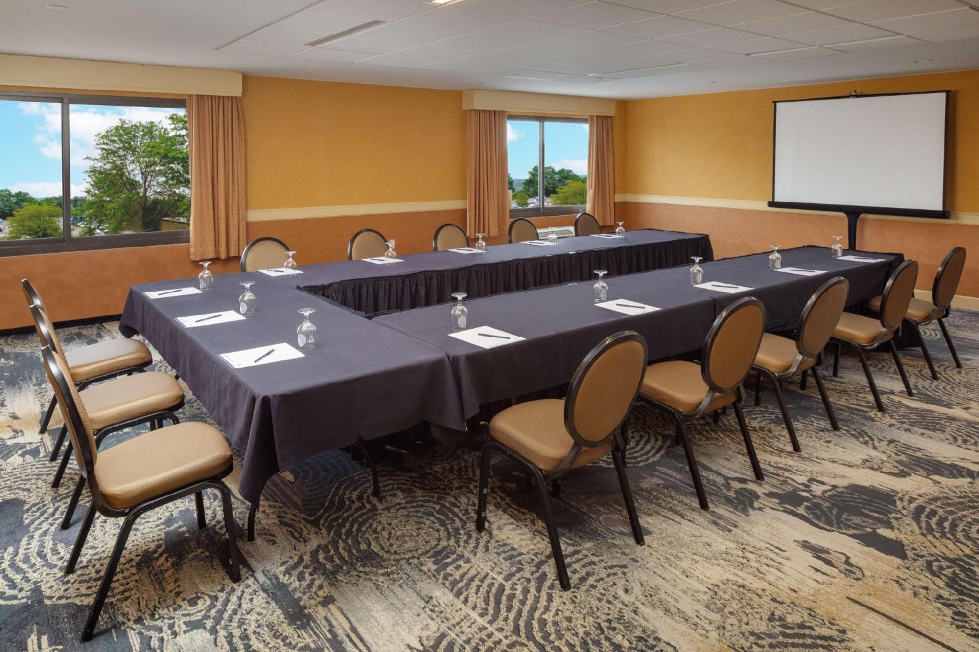 Doubletree Boston North Shore Danvers Esterno foto